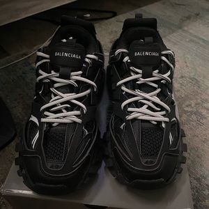 BALENCIAGA TRACK